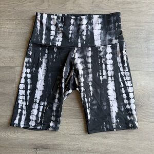 FP Movement + Onzie biker shorts - size M/L - black/white tie dye